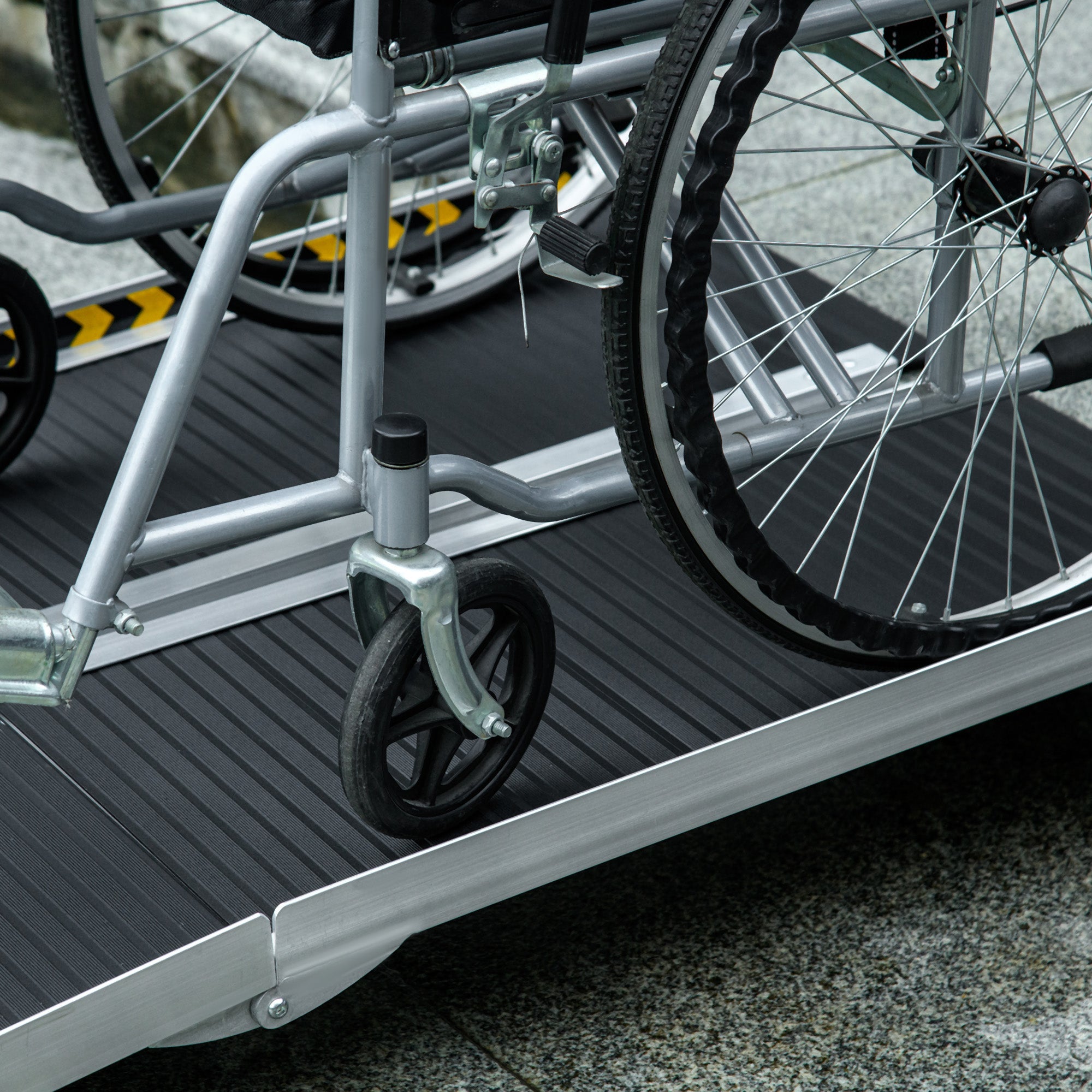 HOMCOM Wheelchair Ramp, 152L x 73Wcm, 272KG Capacity, Folding Aluminium Threshold Ramp w/ Non-Skid Surface, Transition Plates Above & Below for Steps - TovaHaus